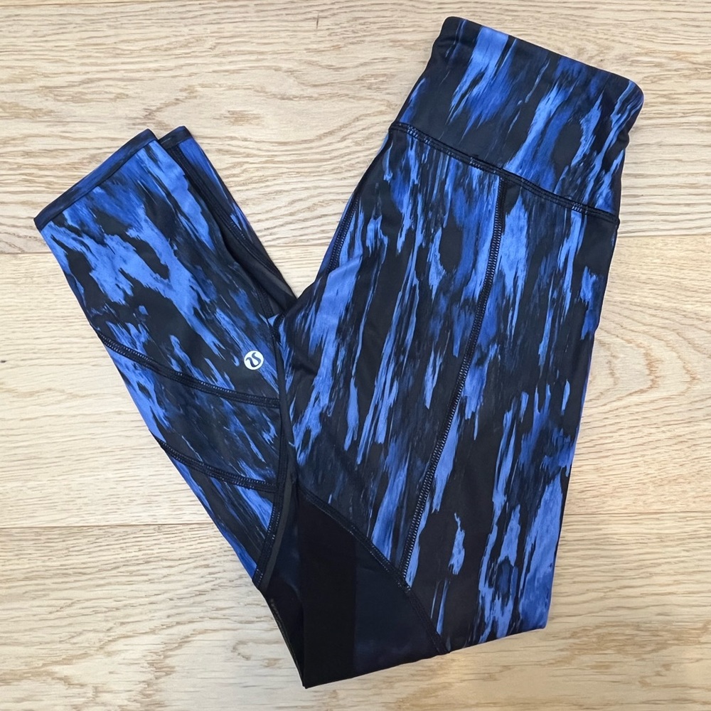 Lululemon | Tights with Mesh Panel | Size 2
